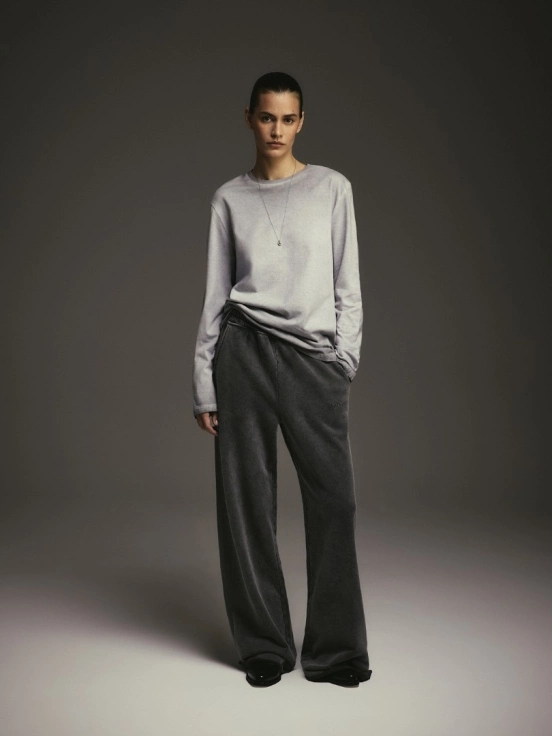 Лонгслив COWORKER