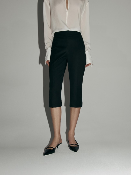 Капри PERFECTA цвет черный