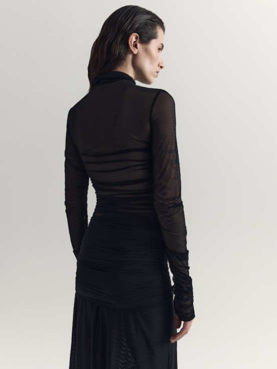 Лонгслив NEO-NOIR за 5 370 рублей