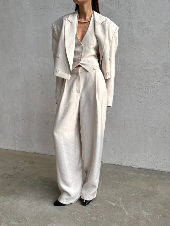 Жилет CHELSEA за 25 900 рублей