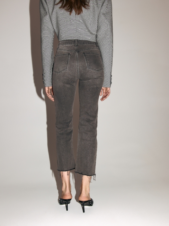 Джинсы GIRLFRIEND за 13 930 рублей