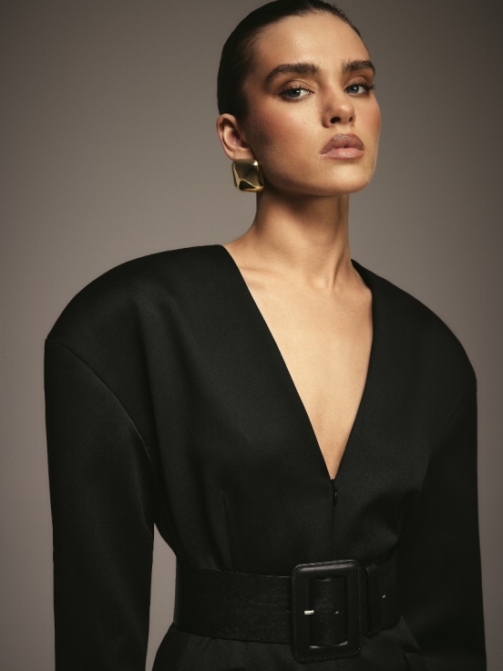 Купить Платье REVERENCE цвет черный за 24 430 рублей