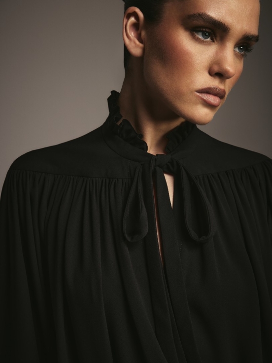 Блуза GIGI за 22 330 рублей