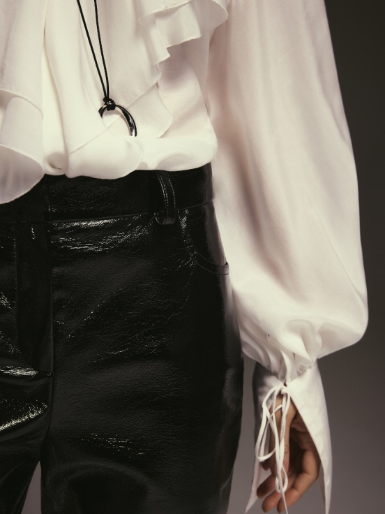 Брюки SENSUALITE за 31 900 рублей