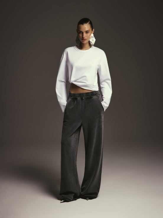 Лонгслив BLANC