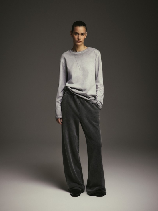 Лонгслив COWORKER