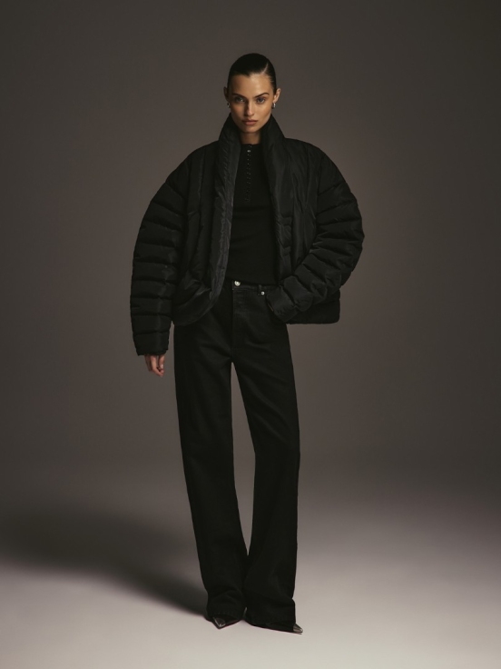 Пуховик ARMOUR цвет черный