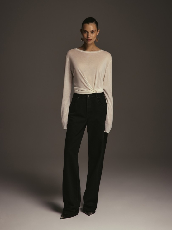 Лонгслив ETUDE цвет молочный