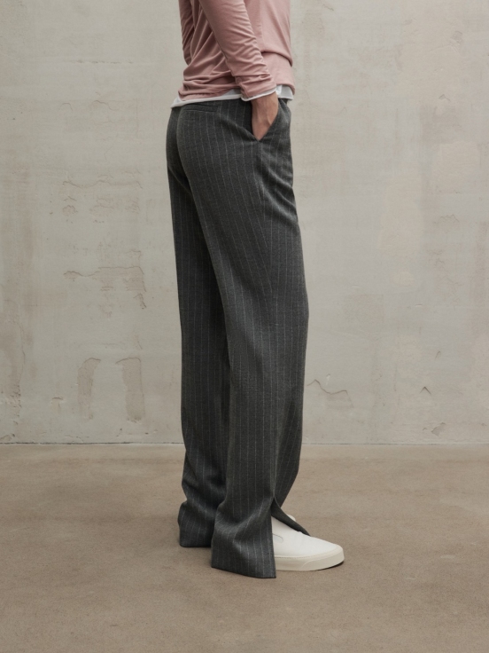 Купить Брюки SCHOOL цвет серый за 19 500 рублей