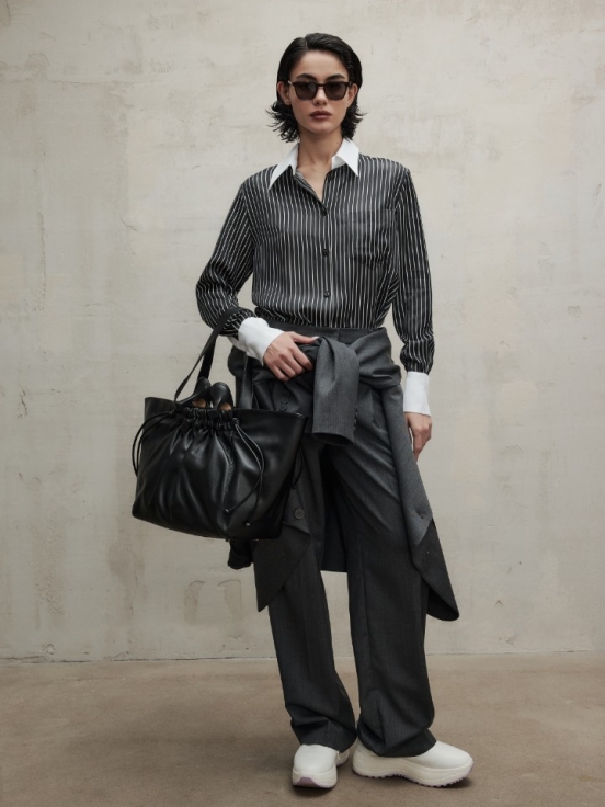 Блуза AL CAPONE цвет черный за 15 000 рублей