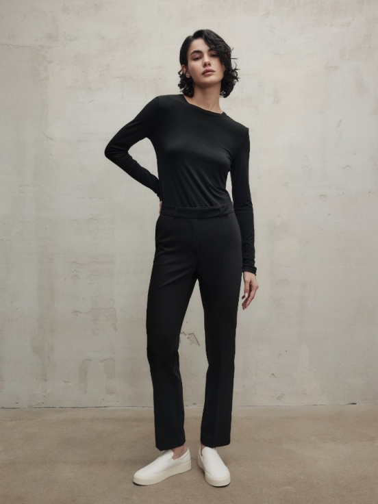 Лонгслив TRINITY LIGHT цвет черный за 9 900 рублей