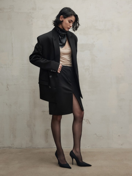 Юбка REVENGE SUIT за 19 900 рублей