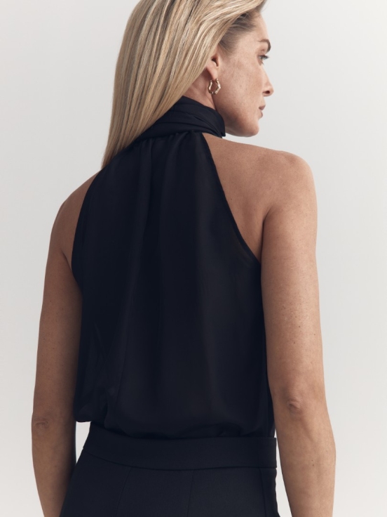 Блуза HERMITAGE за 17 900 рублей