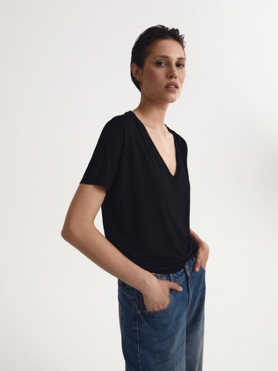 Футболка TRIANGLE BLACK цвет черный