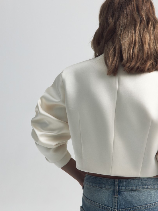 Купить Жакет MOONSTONE цвет молочный за 41 900 рублей